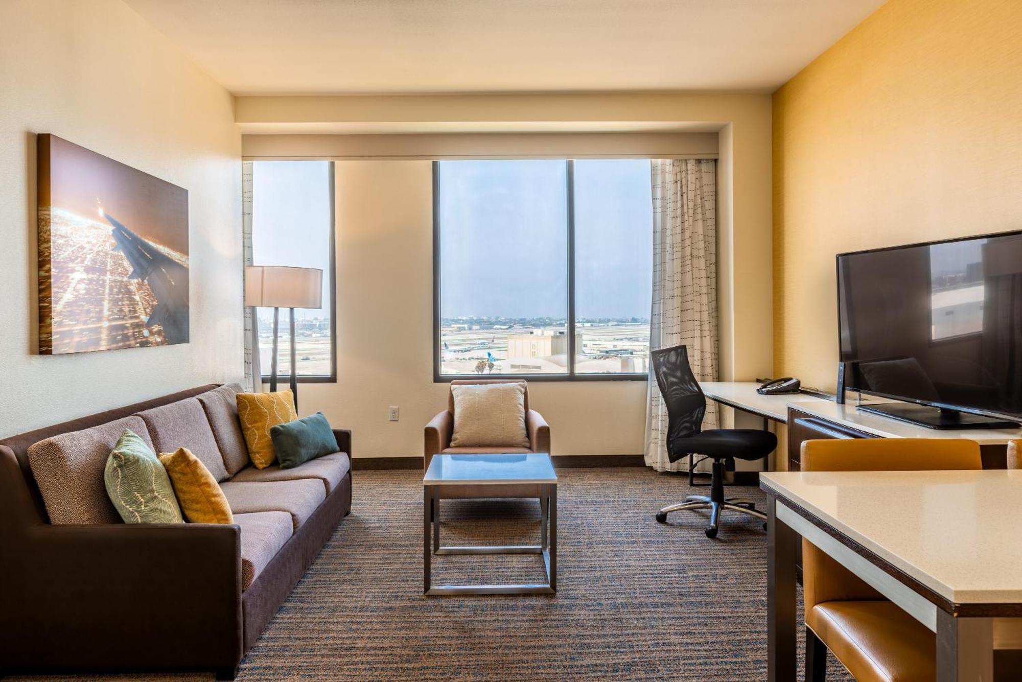 Residence Inn By Marriott Los Angeles Lax/Century Boulevard — Photos 2